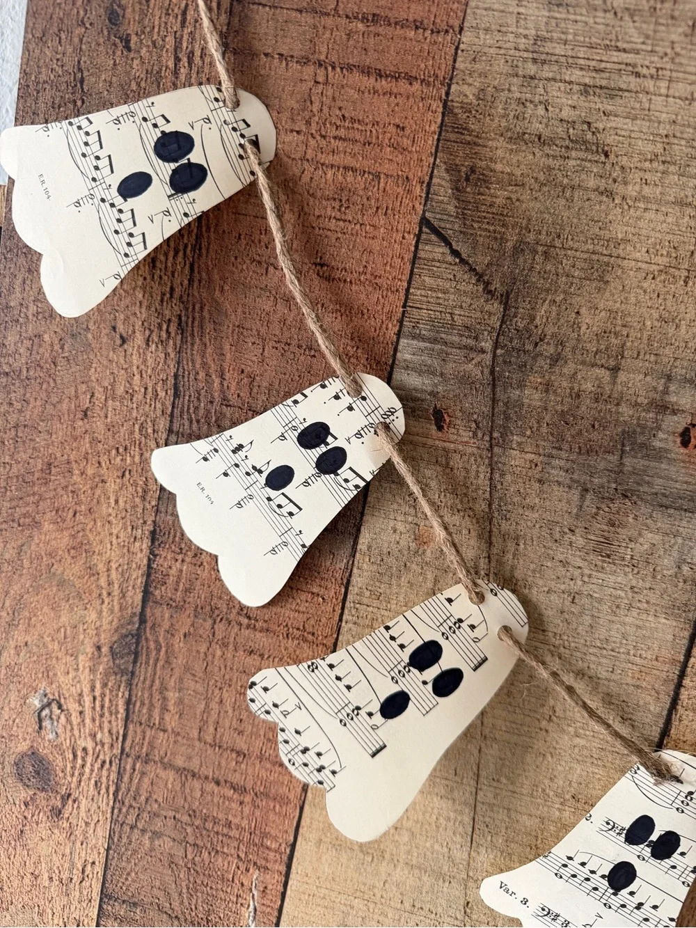 Handmade Rustic Cream Ghost Garland Holiday Decor